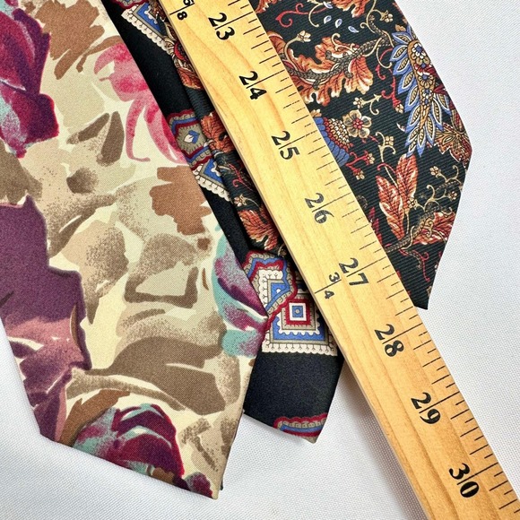 Vintage Silk Tie Lot of 5 Made in USA & Italy Paisley Floral Geometric 80s 90s - Picture 8 of 9